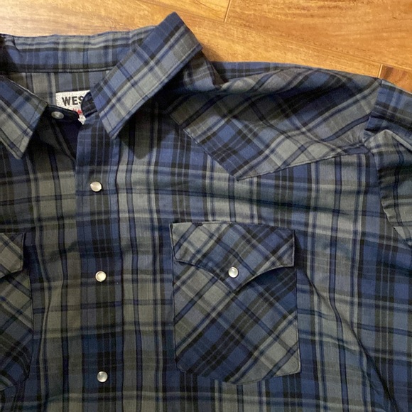 🤠 Western Craft Plaid Snap-Down - Picture 2 of 11